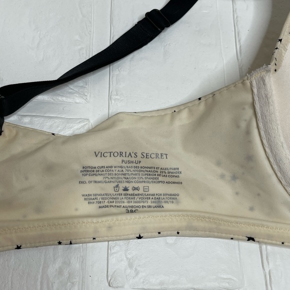 Victoria's Secret Stars Push-up Bra - Picture 2 of 3